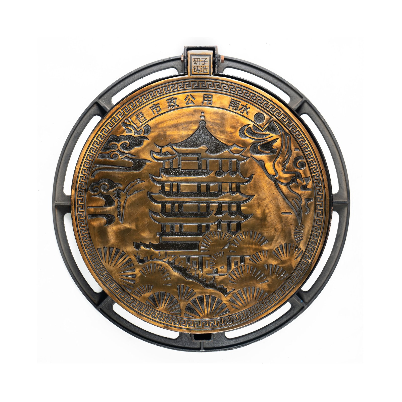 Why the LuZhongbao D400 Ductile Iron Cover is the Industry's First Choice