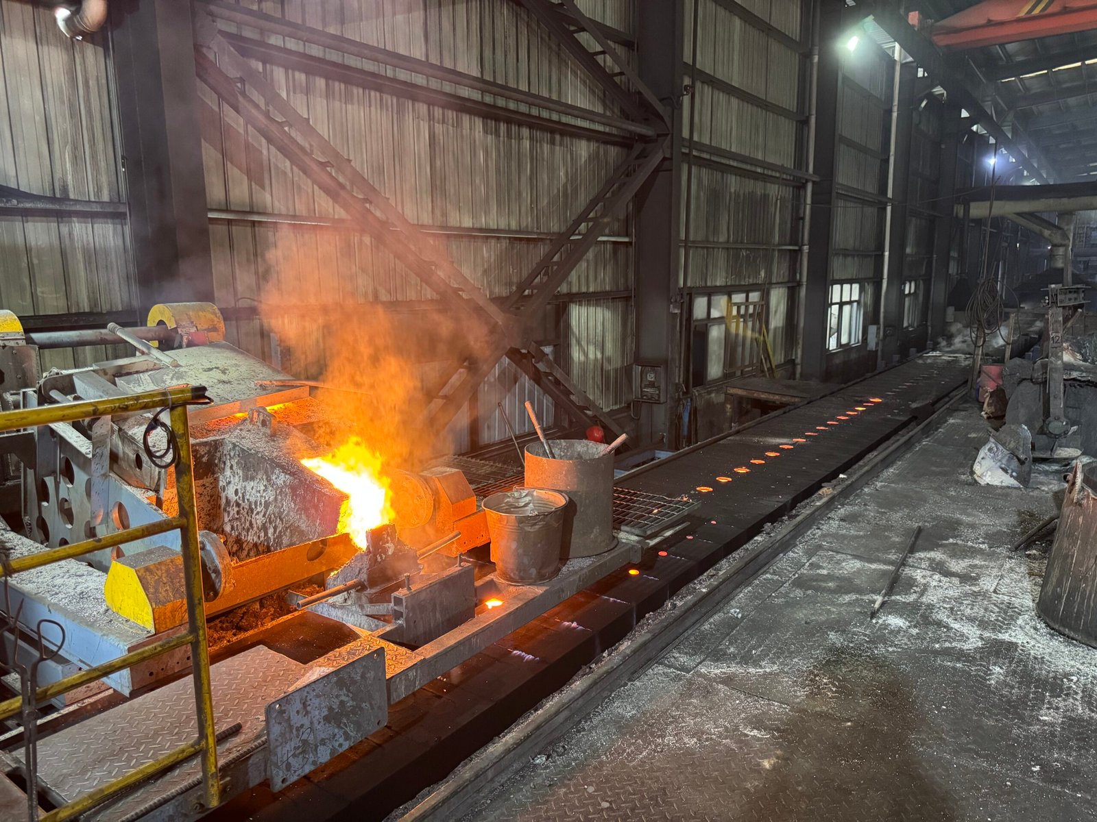 lzbmetal EN124 Ductile Iron Manhole Cover Solutions Launch at VIETBUILD HCMC 2025