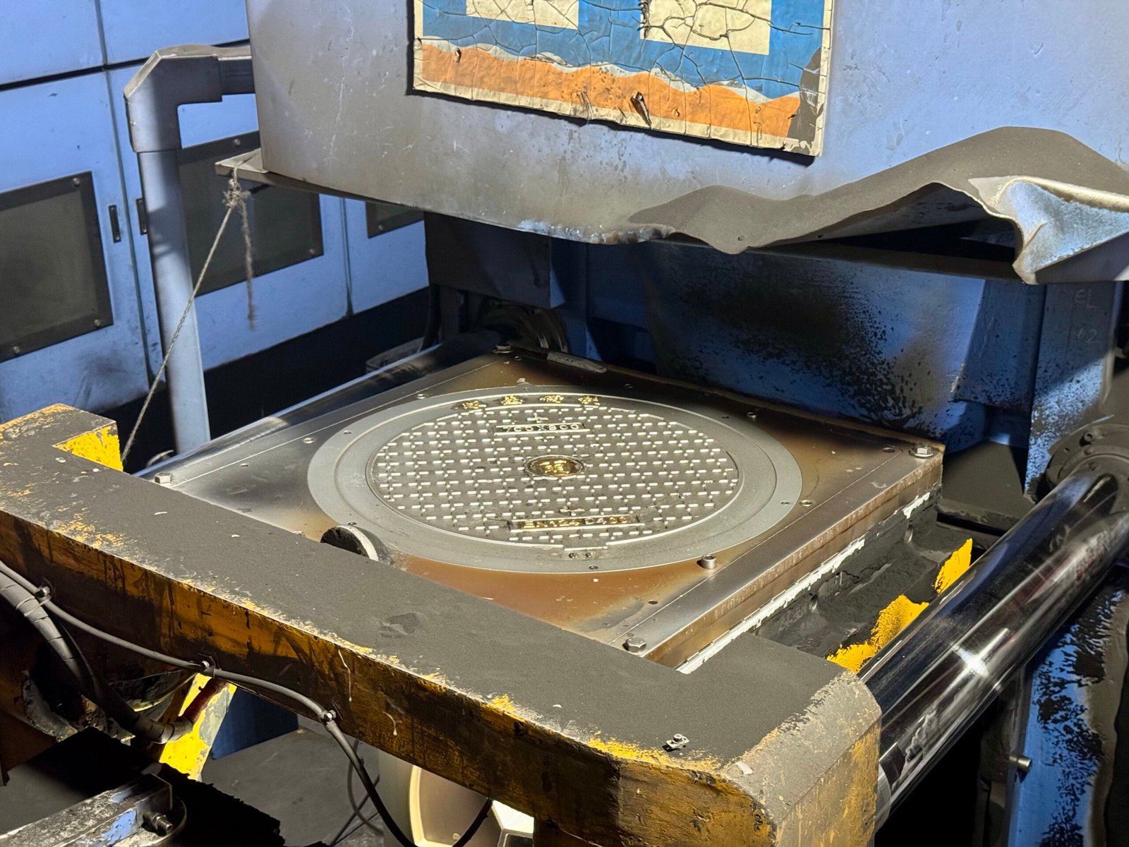 Why lzbmetal 500×320×50 Composite Single Grate Has Become the Preferred Solution for Drainage Engineering