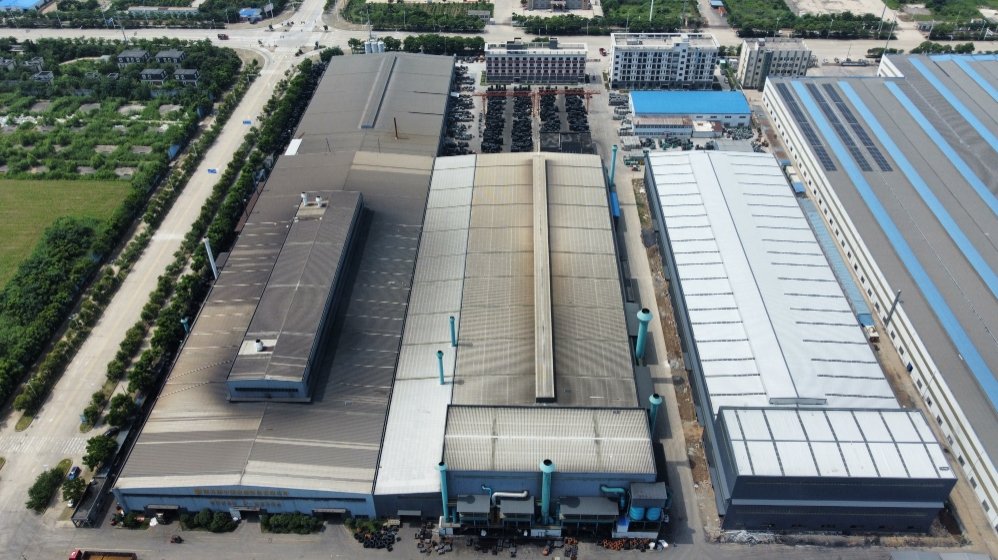 lzbmetal Smart Covers Debut at ICE BSD Jakarta