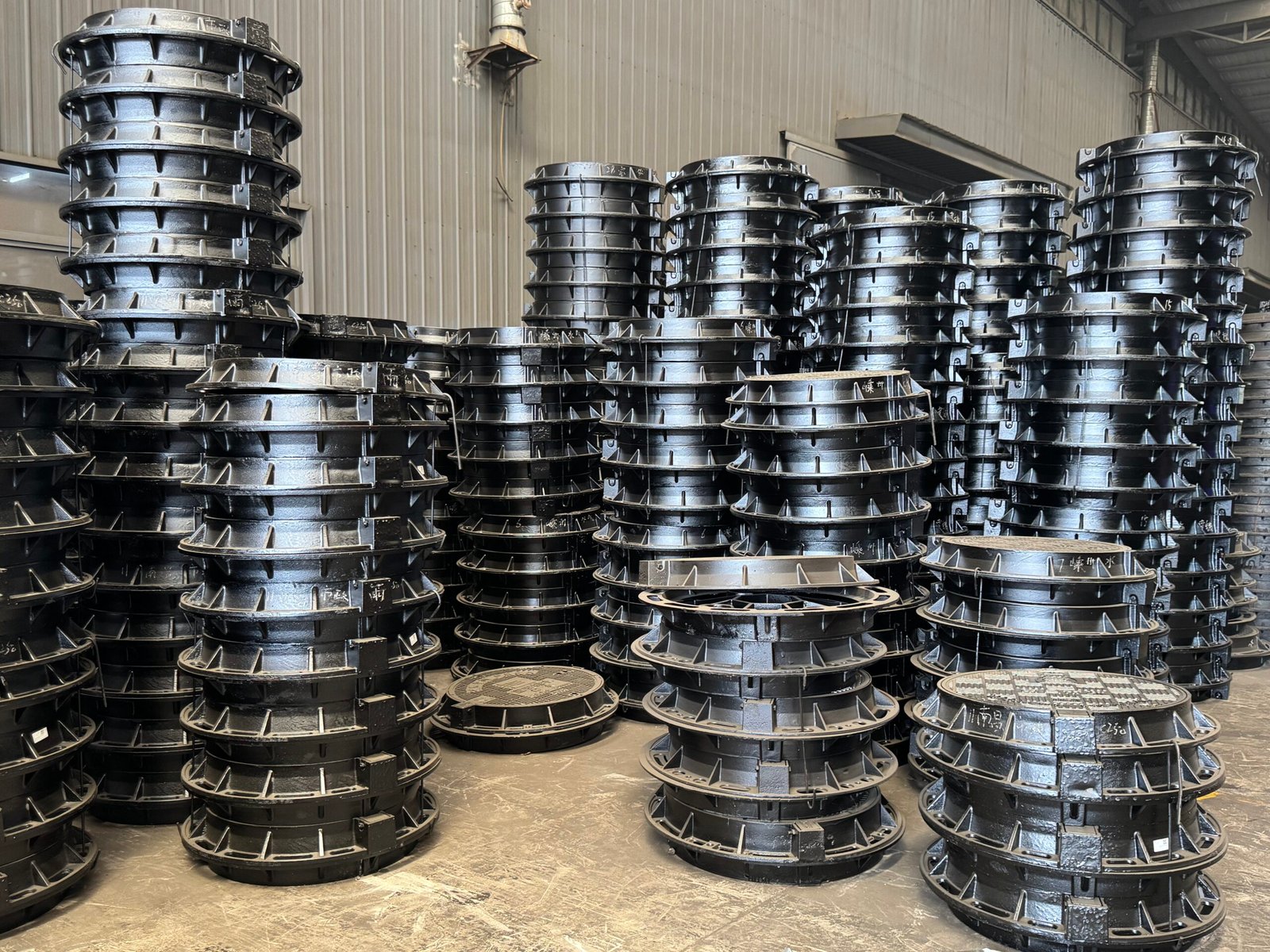 Why lzbmetal 12-inch Circular Drainage Grate Has Become the Preferred Solution for Municipal Drainage Systems