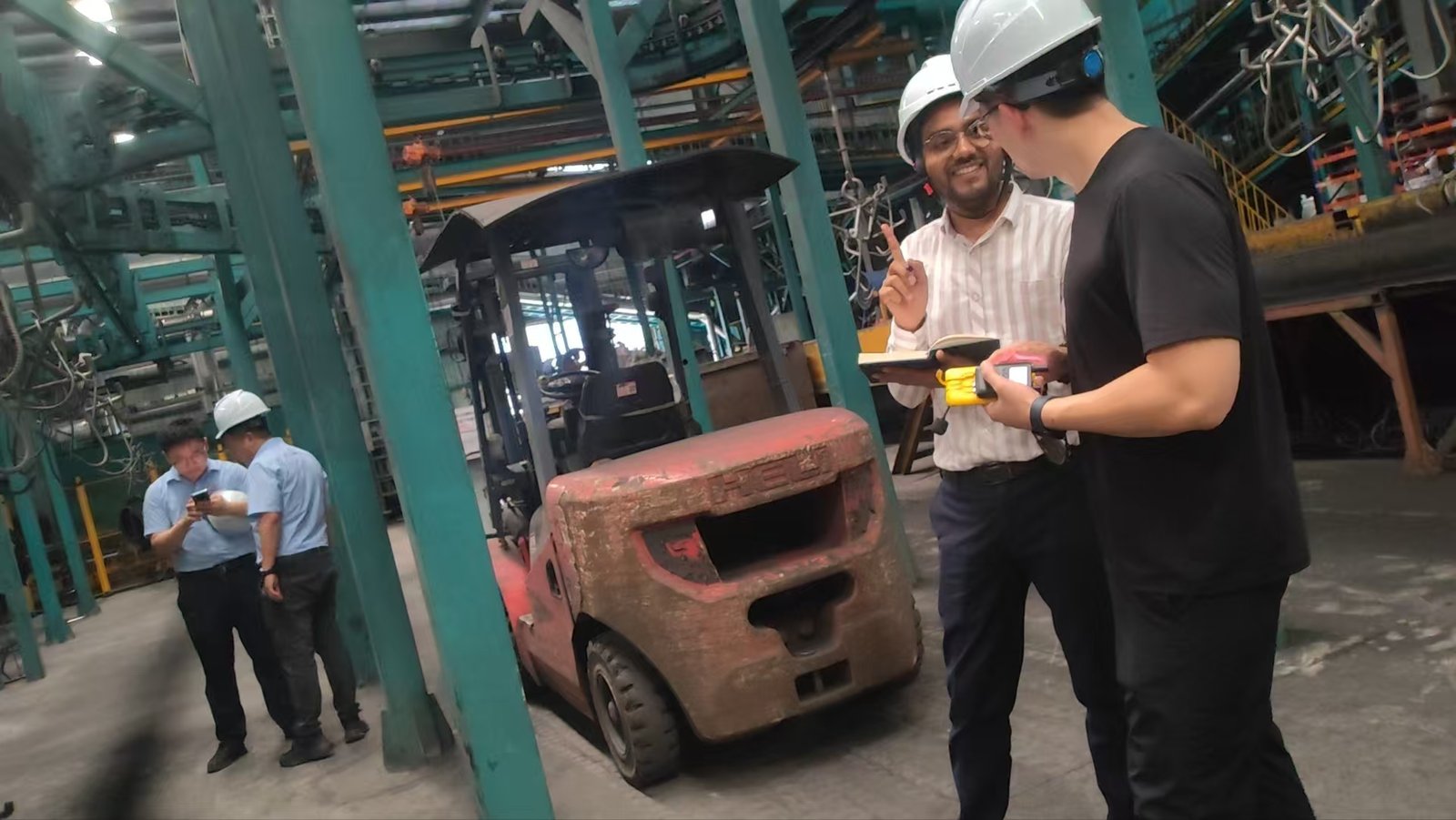 Hubei LuZhongBao 800×1000×120 Ductile Iron Anti-Settlement Color-Painted Round Manhole Cover: Technological Advantages Driving Industry Innovation