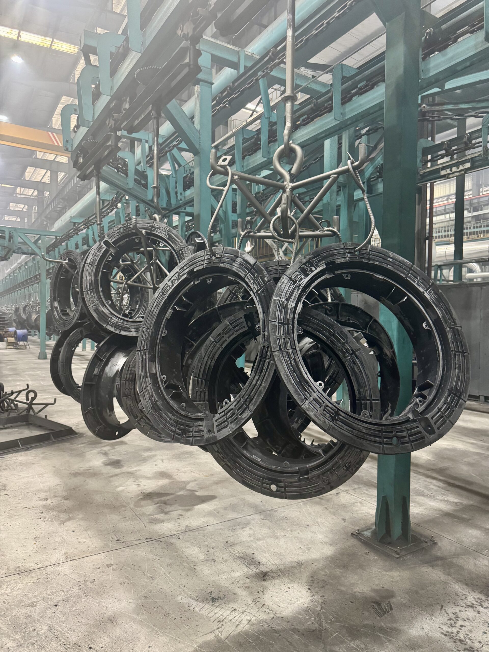 LZB Metal Anti-Settlement Manhole Covers: Engineered for Urban Roads That Last